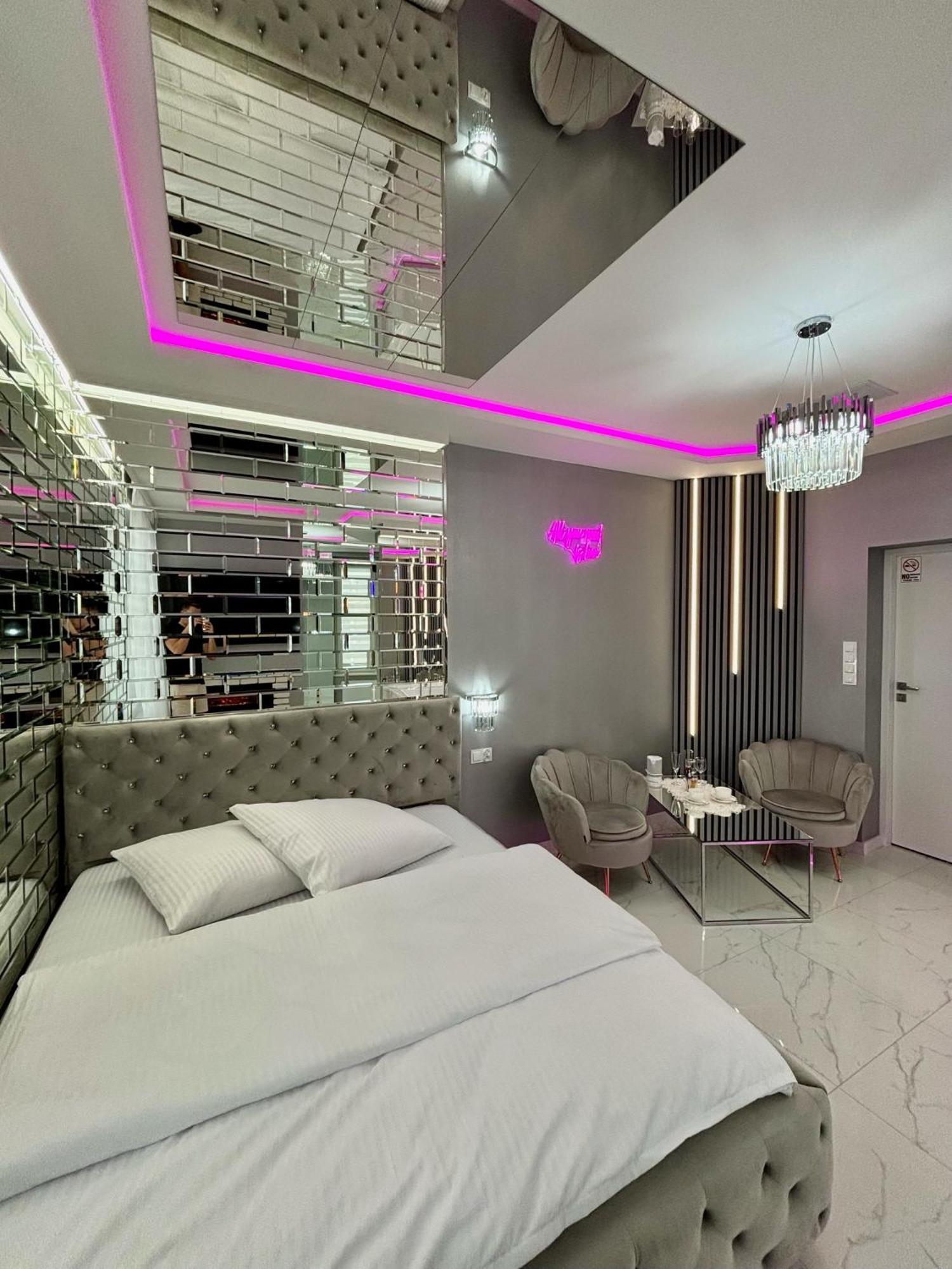 גניזנו Apartament "Prezydencki Deluxe" Centrum Z Duza Wanna Dla Dwojga מראה חיצוני תמונה